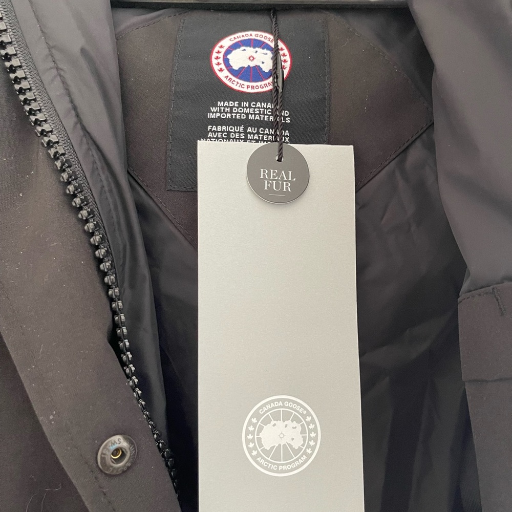 Canada Goose thigh length Shelburne Parka winter Jacket in size small - Picture 5 of 9